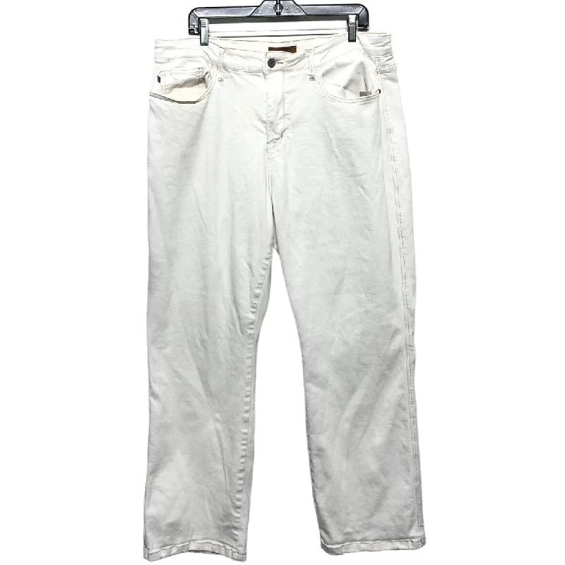 Jeans Straight By Judy Blue In White, Size: 20w