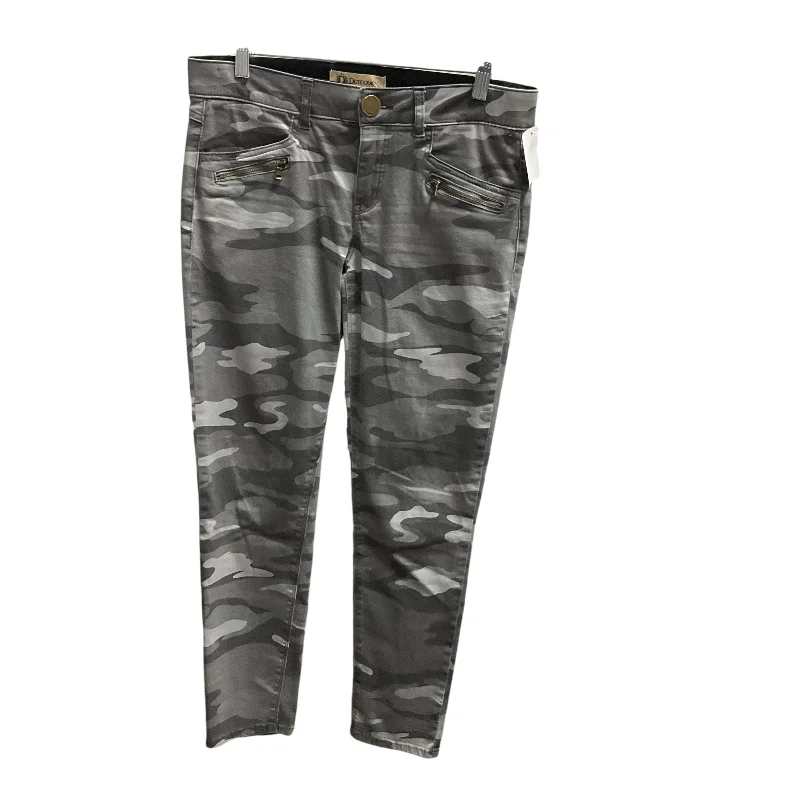 Pants Cargo & Utility By Democracy In Camouflage Print, Size: 6