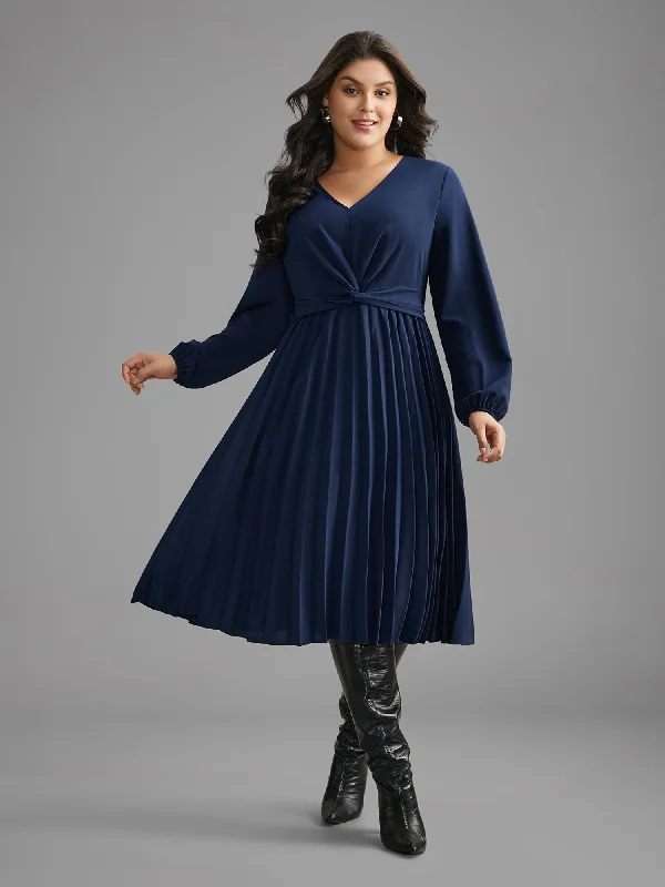 V Neck Twist Front Pleated Dress